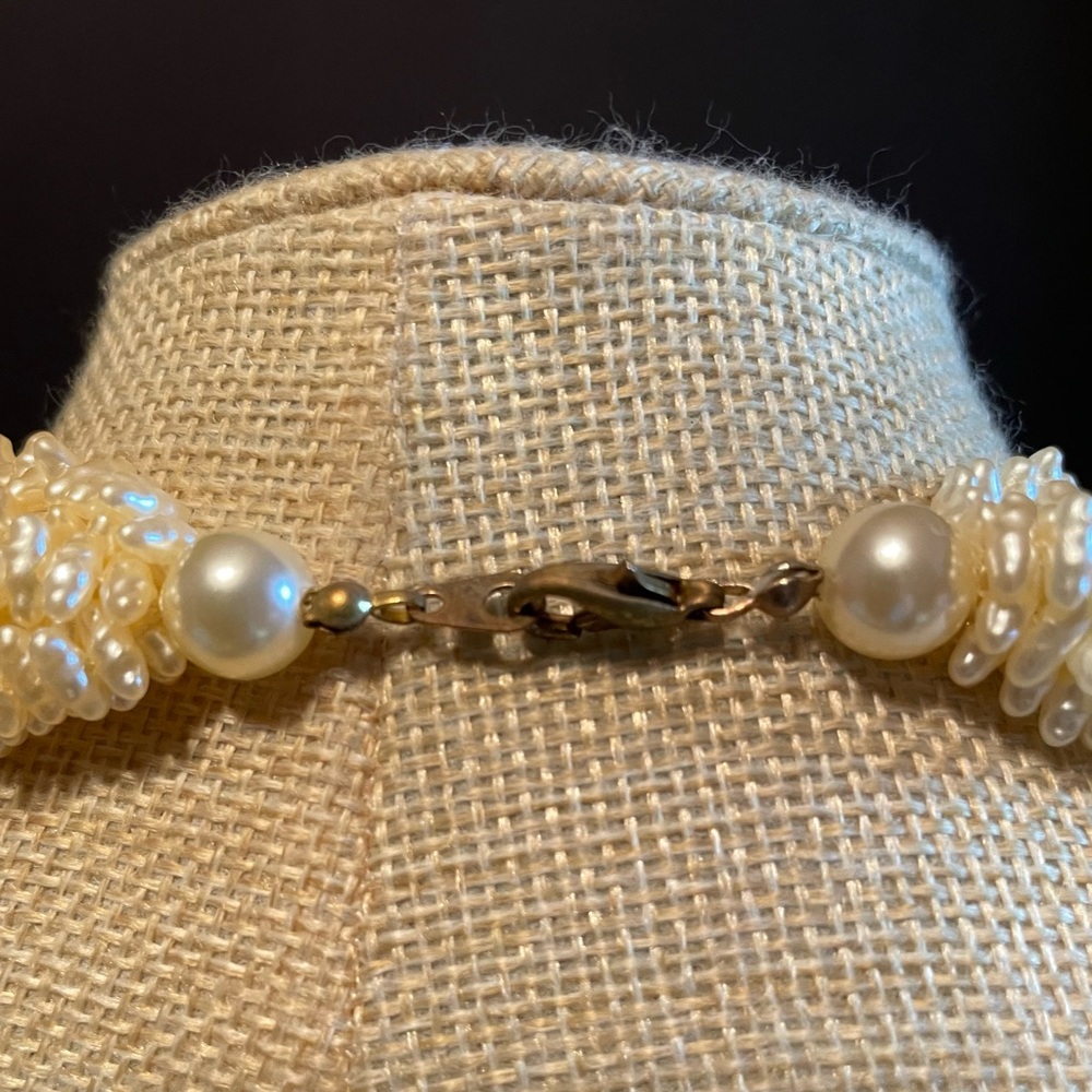 🐰Vintage Multi Strand Rice Pearl Necklace and Bracelet Set - Picture 5 of 10